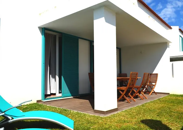 Townhouse Prainha * אלבור