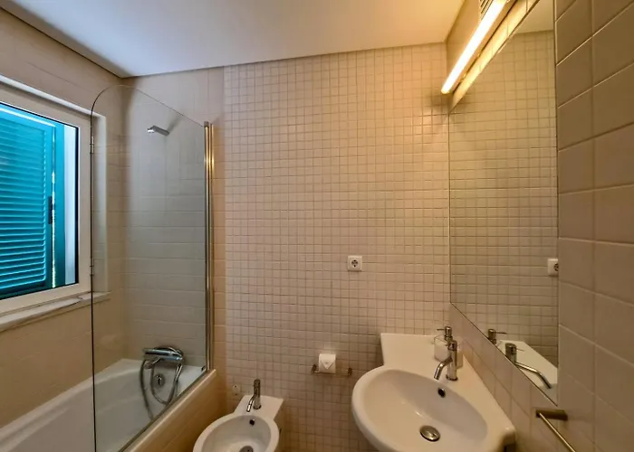 Townhouse Prainha * אלבור