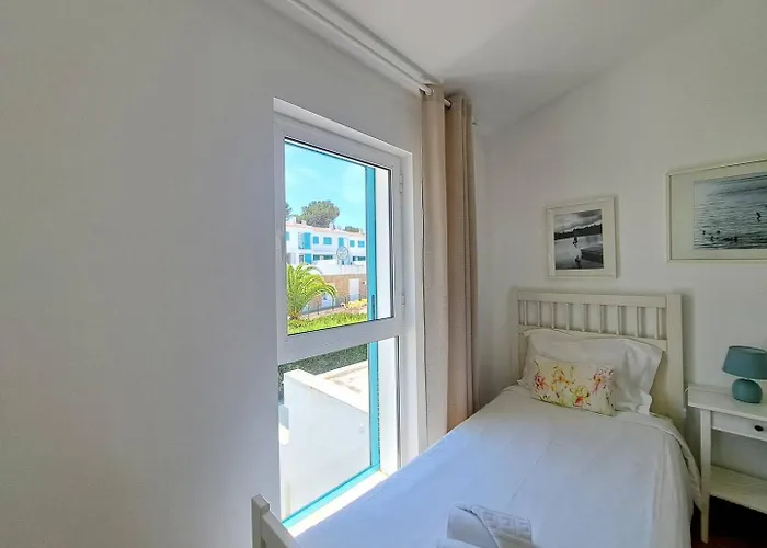 Townhouse Prainha * אלבור